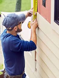 Siding Removal and Disposal in Omaha, TX